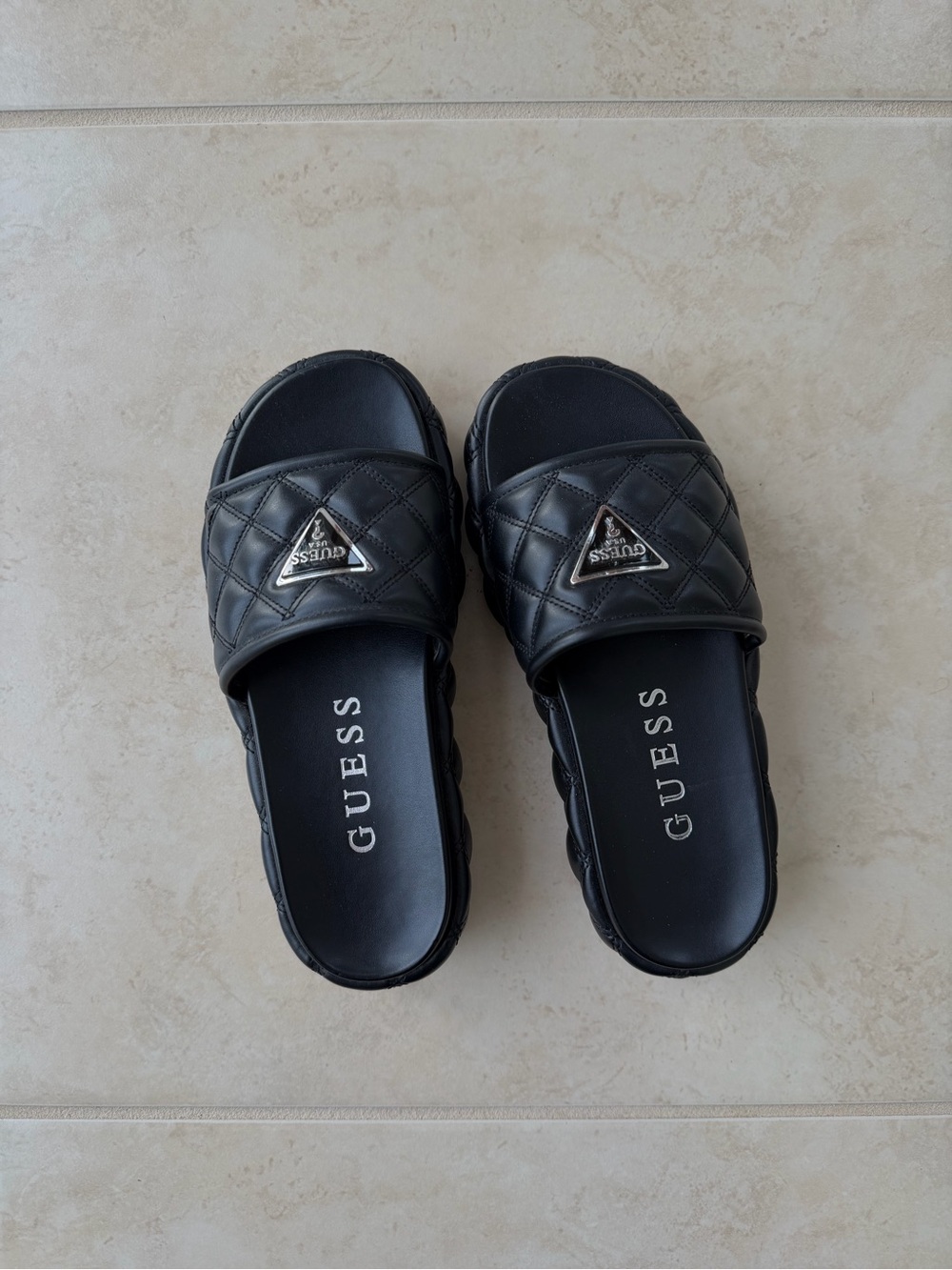 Women Guess Slides size 7